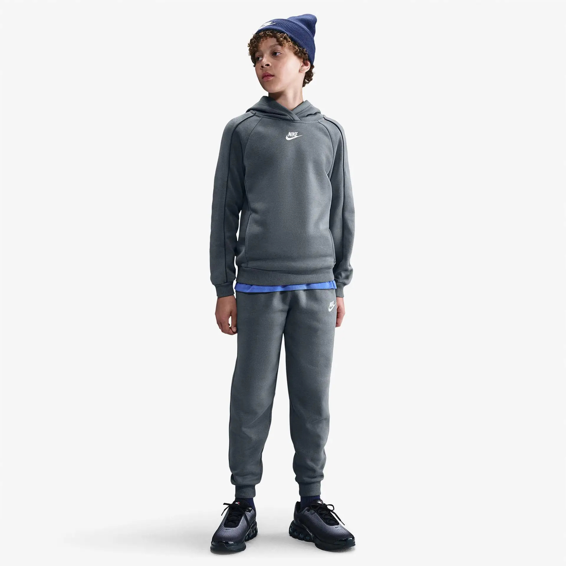 Nike Sportswear Club Fleece Genç Çocuk Gri Sweatshirt HQ9318-084