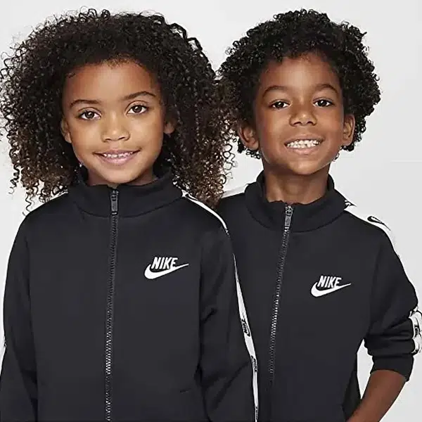 Nike NKN FULL ZIP SET WITH LOGO TAP Çocuk Siyah Eşofman Takımı